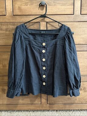 Women’s navy linen blouse with buttons